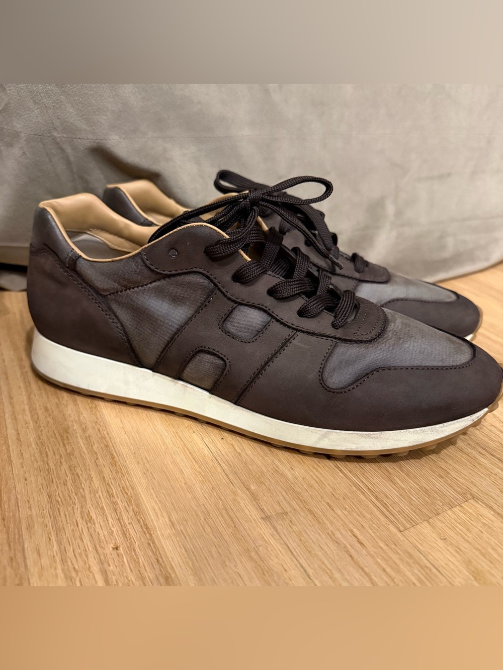 Hogan Men’s Leather Sneaker 9.5 Chocolate Brown H86 Run